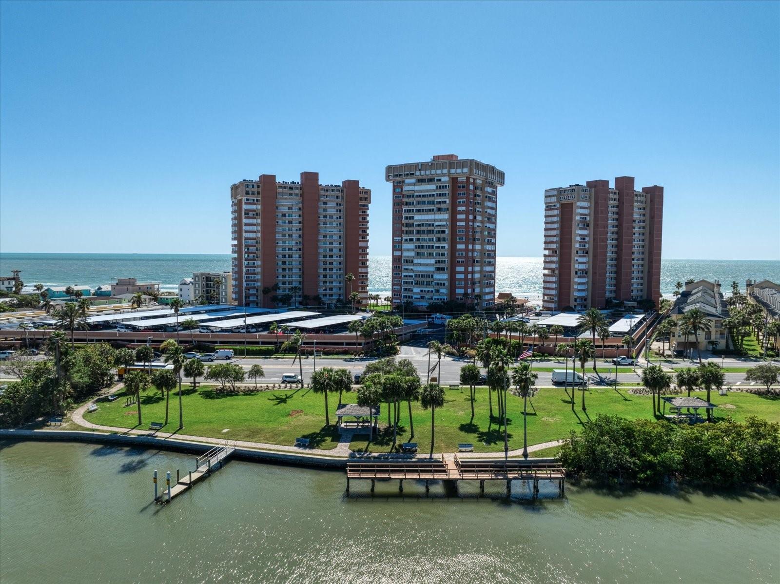 Image 21 of 36 For 17920 Gulf Boulevard 807
