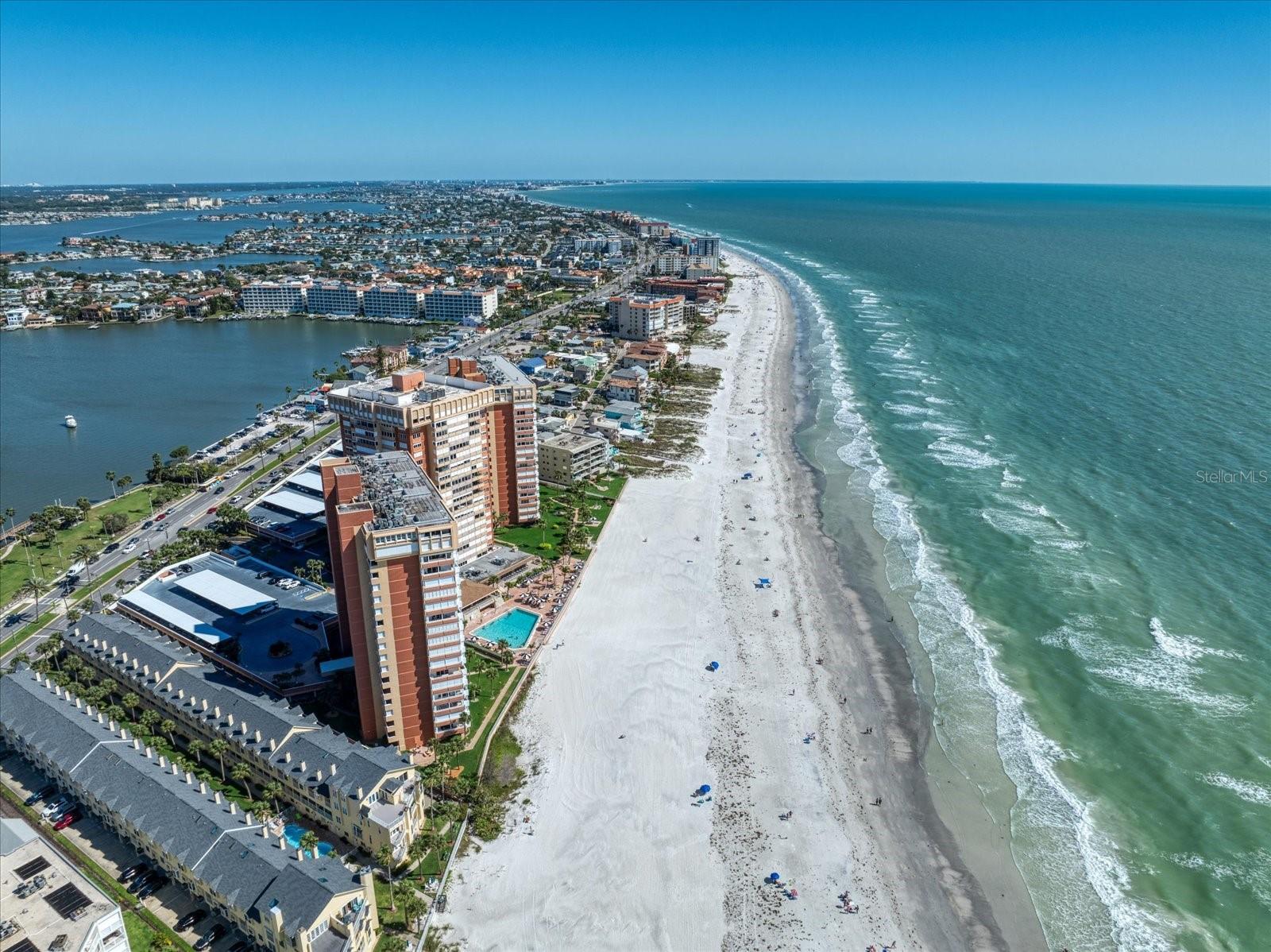 Image 23 of 36 For 17920 Gulf Boulevard 807