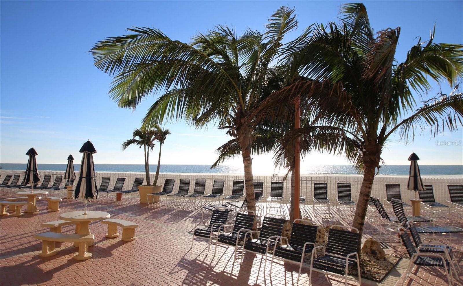 Image 24 of 36 For 17920 Gulf Boulevard 807