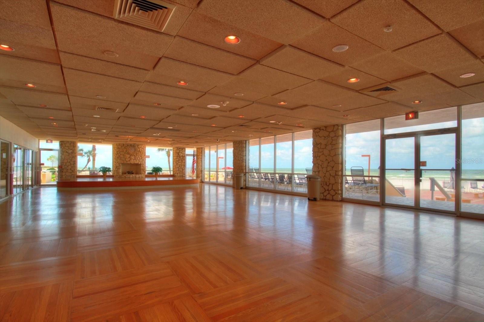 Image 29 of 36 For 17920 Gulf Boulevard 807