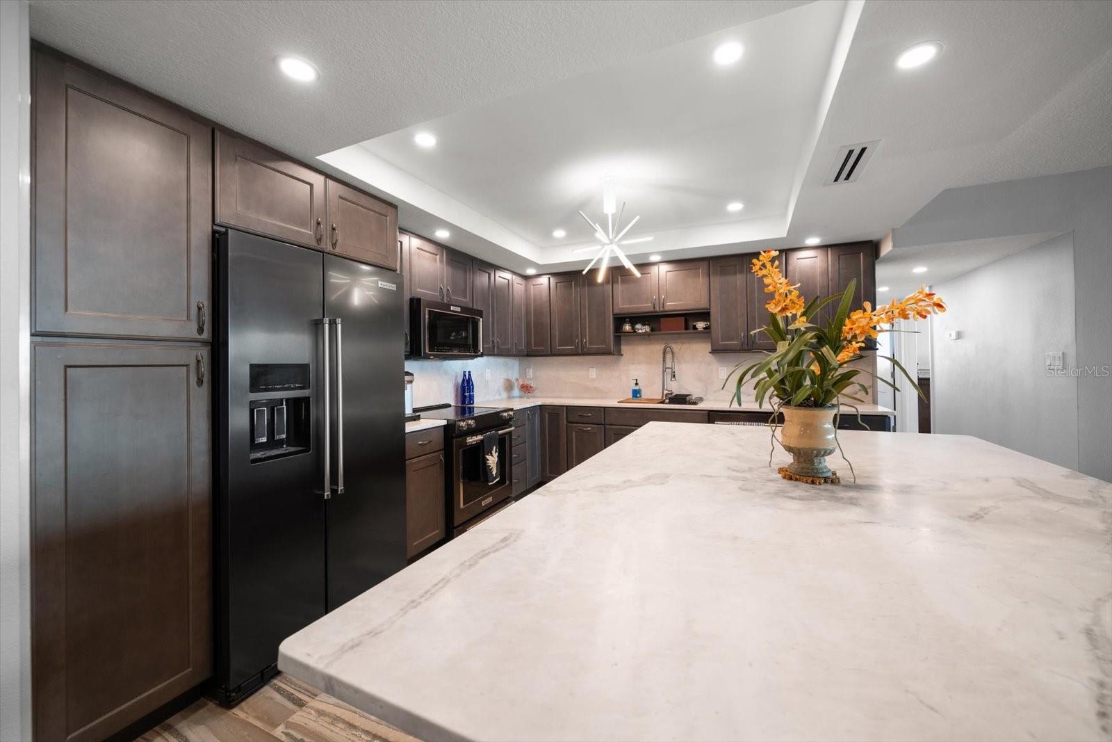Image 5 of 36 For 17920 Gulf Boulevard 807