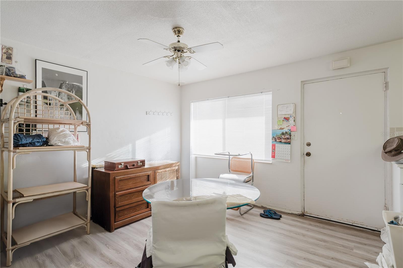 Image 5 of 35 For 8950 Park Boulevard 702