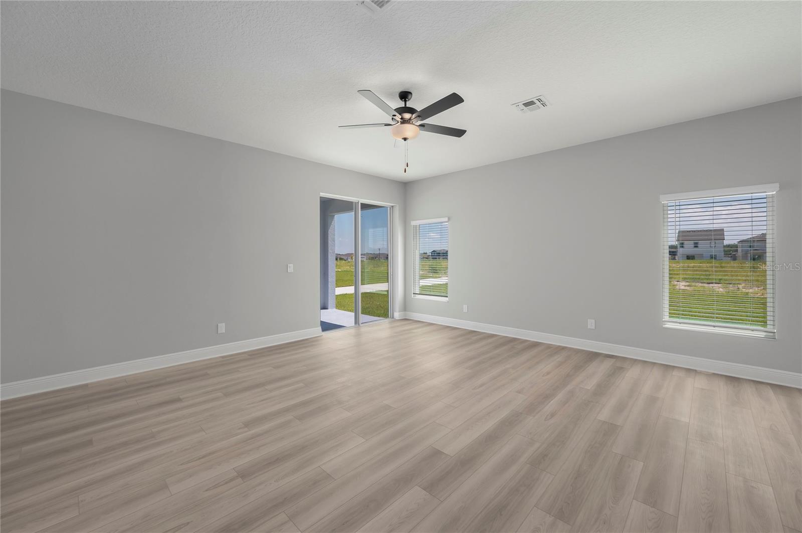 Image 10 of 33 For 3340 Chinotto Drive