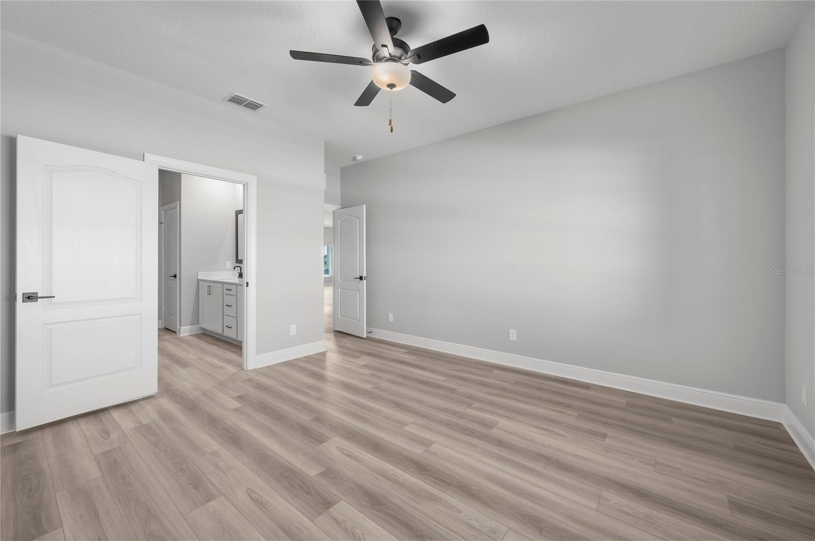 Image 15 of 33 For 3340 Chinotto Drive
