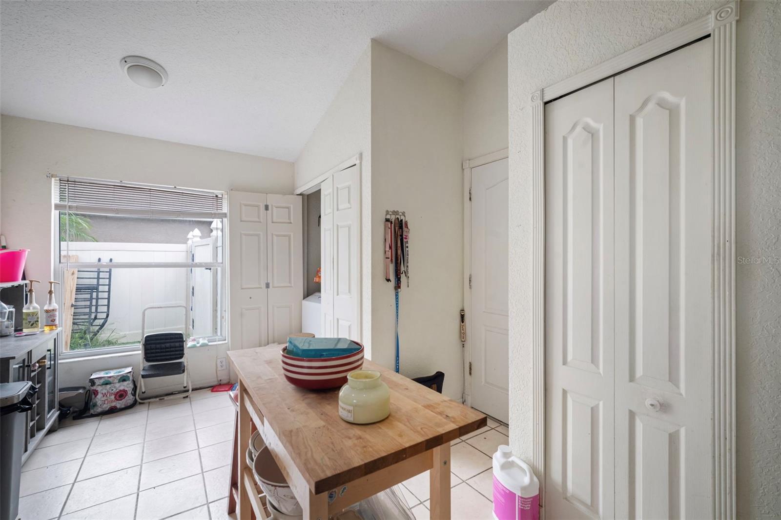 Image 16 of 40 For 1250 Timber Trace Drive