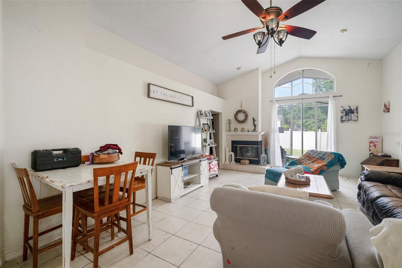 Image 8 of 40 For 1250 Timber Trace Drive