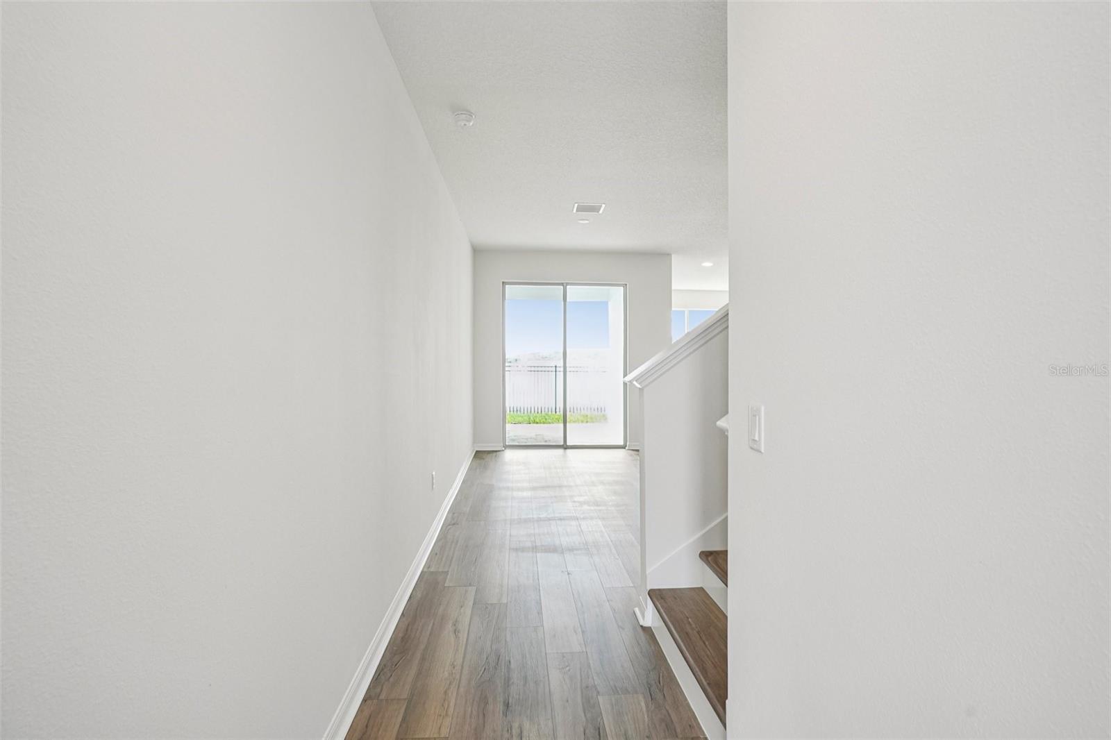 Listing photo id 15 for 11132 Tidepool Court