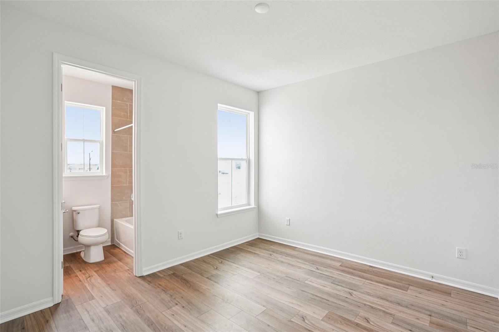 Listing photo id 21 for 11132 Tidepool Court