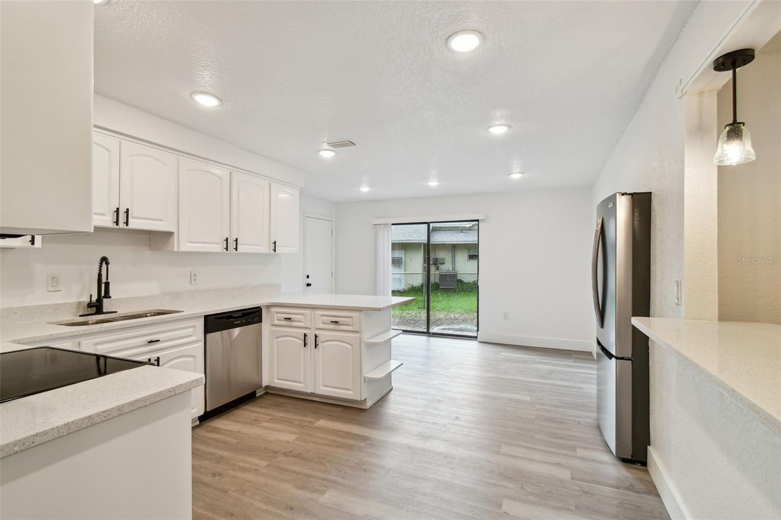 Image 8 of 30 For 4260 Saint Lawrence Drive