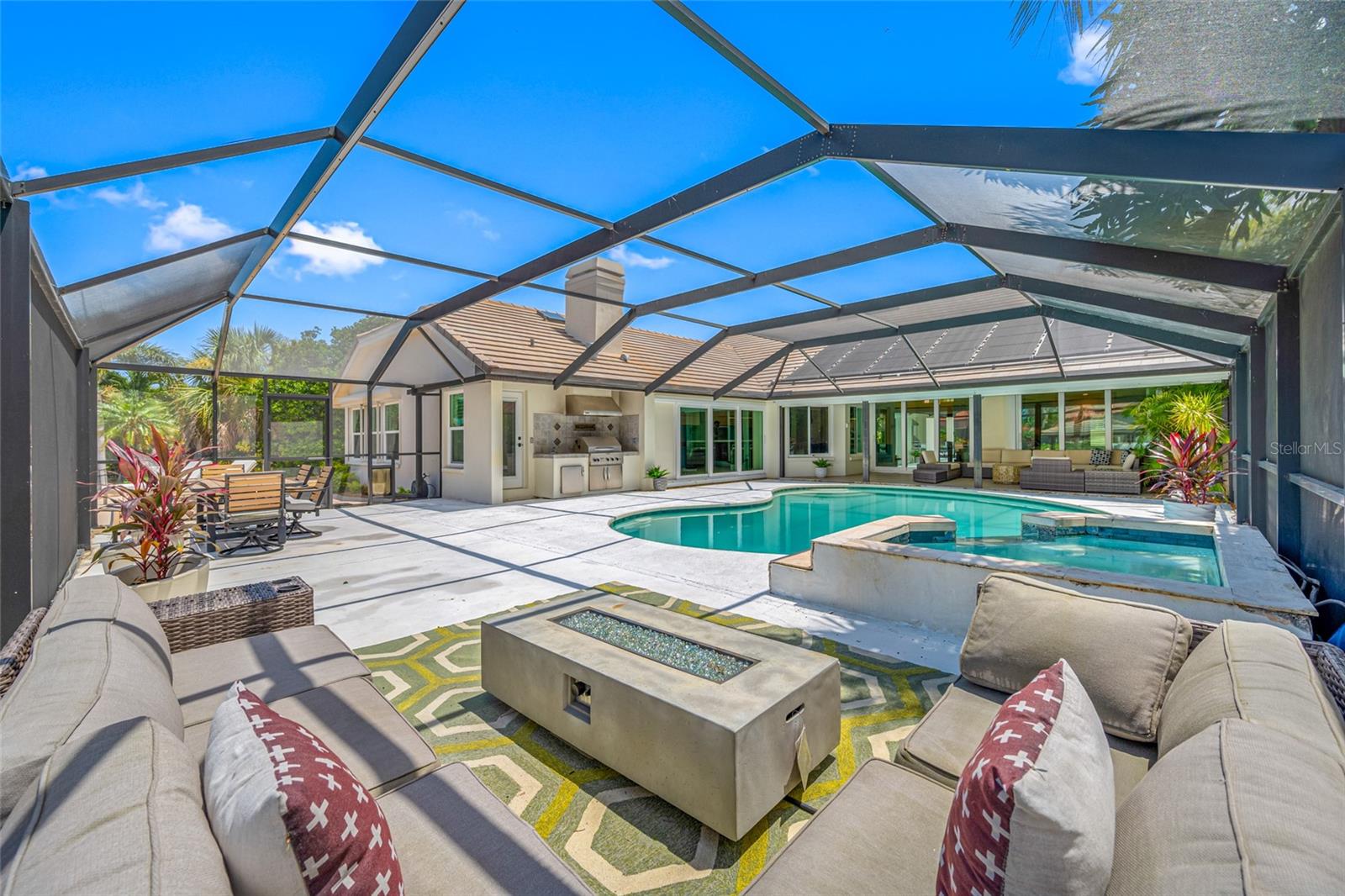 Image 13 of 54 For 4826 Longwater Way