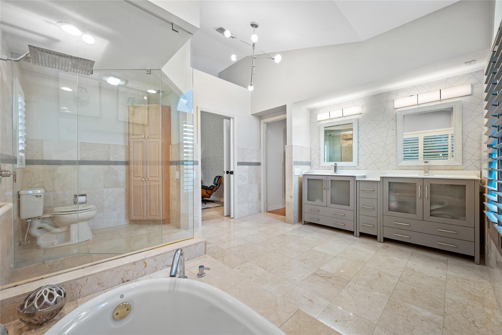 Image 45 of 54 For 4826 Longwater Way