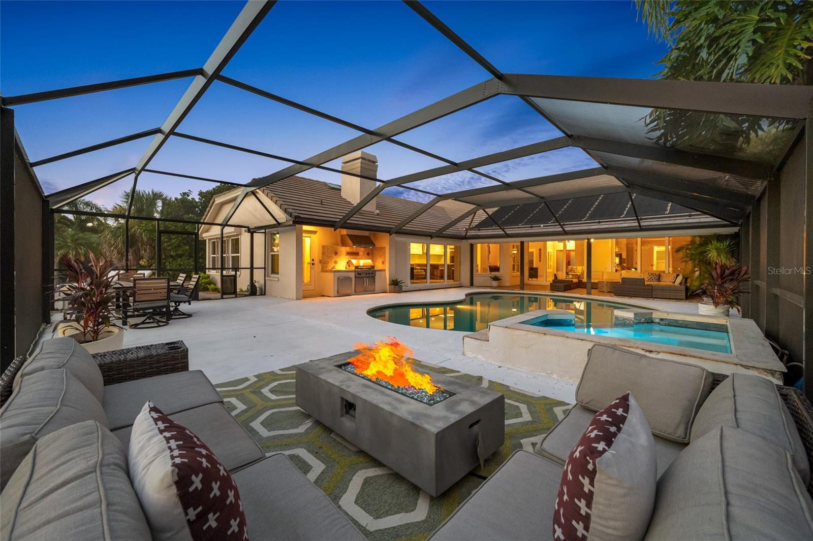 Image 6 of 54 For 4826 Longwater Way