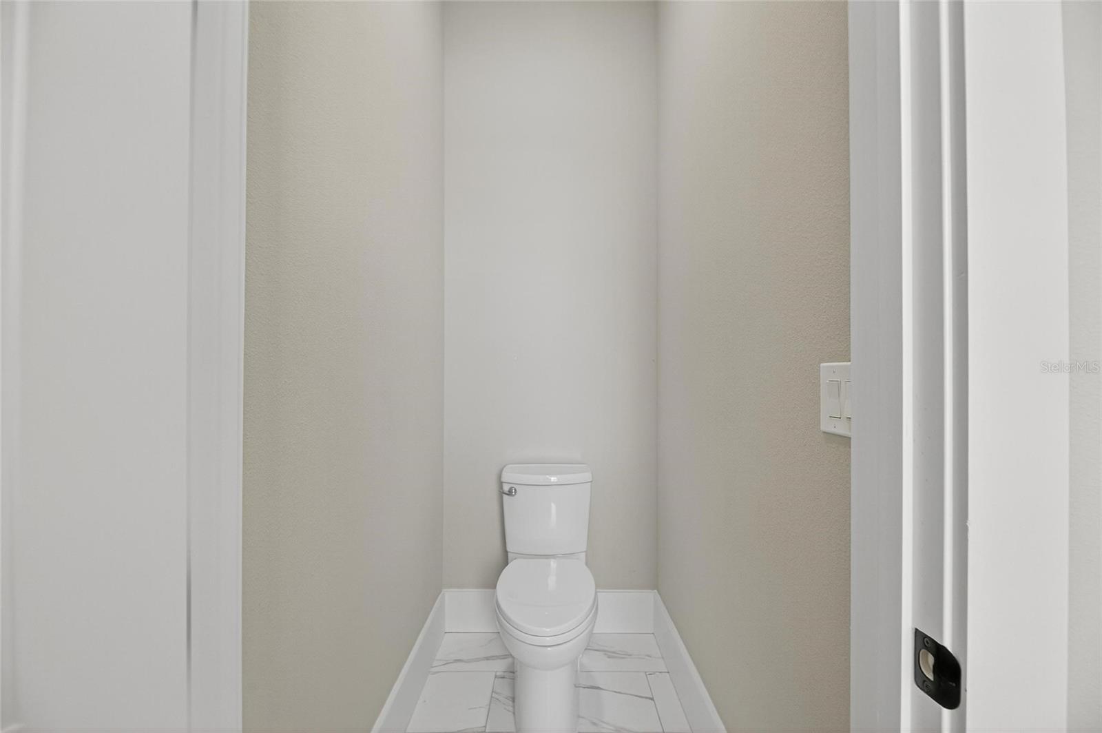 Image 51 of 91 For 614 Pinckney Drive