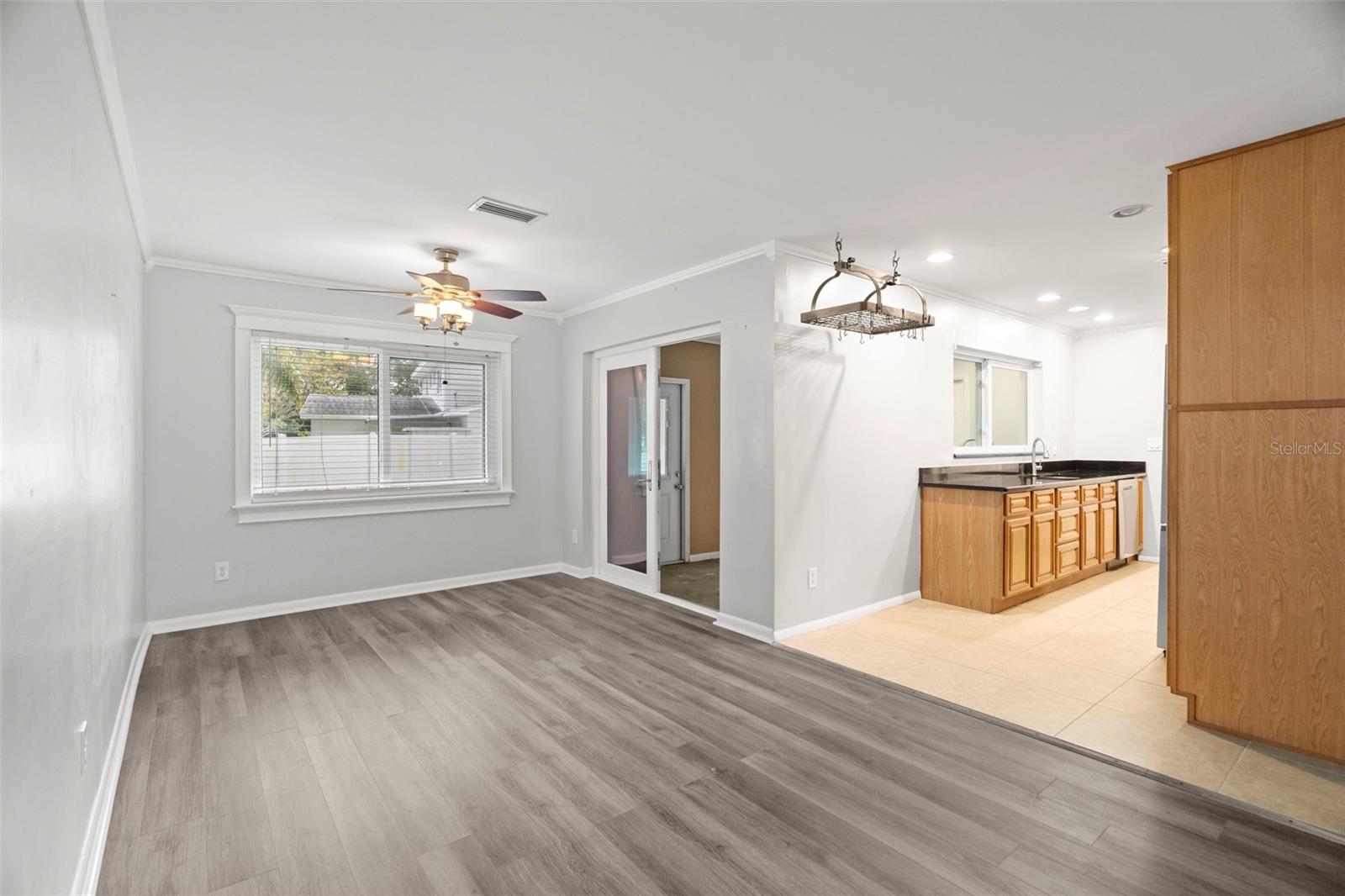 Image 8 of 33 For 1570 83rd Avenue N