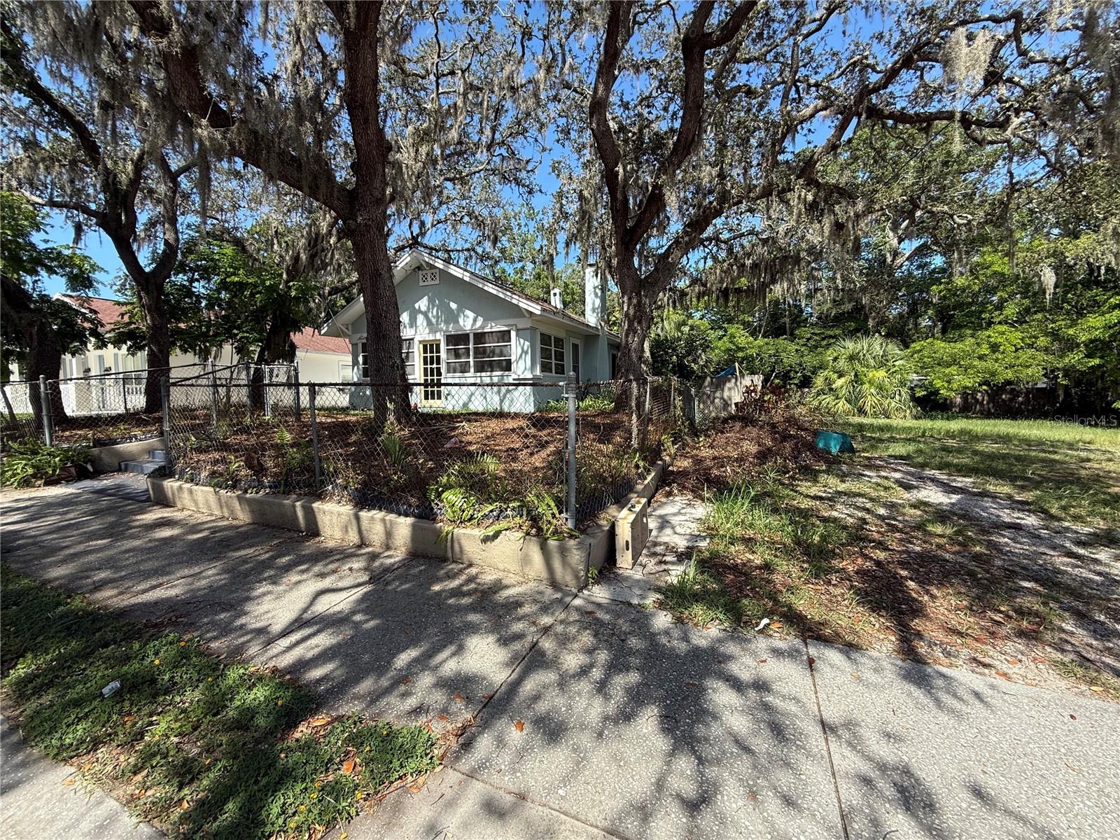 Details for 810 Virginia Avenue, TARPON SPRINGS, FL 34689