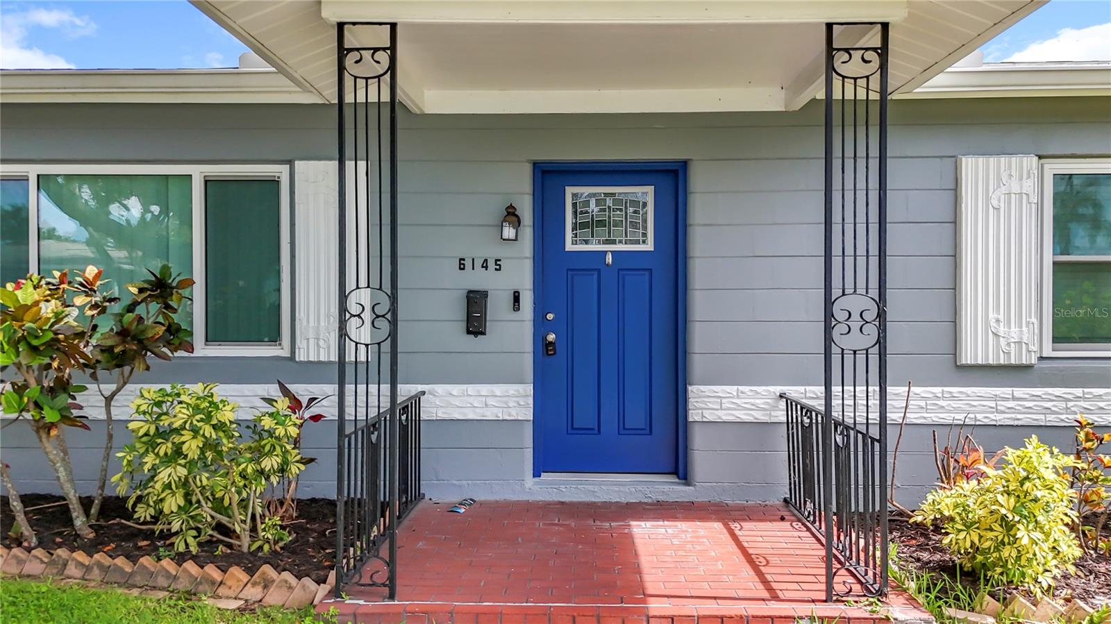 Image 10 of 71 For 6145 50th Avenue N