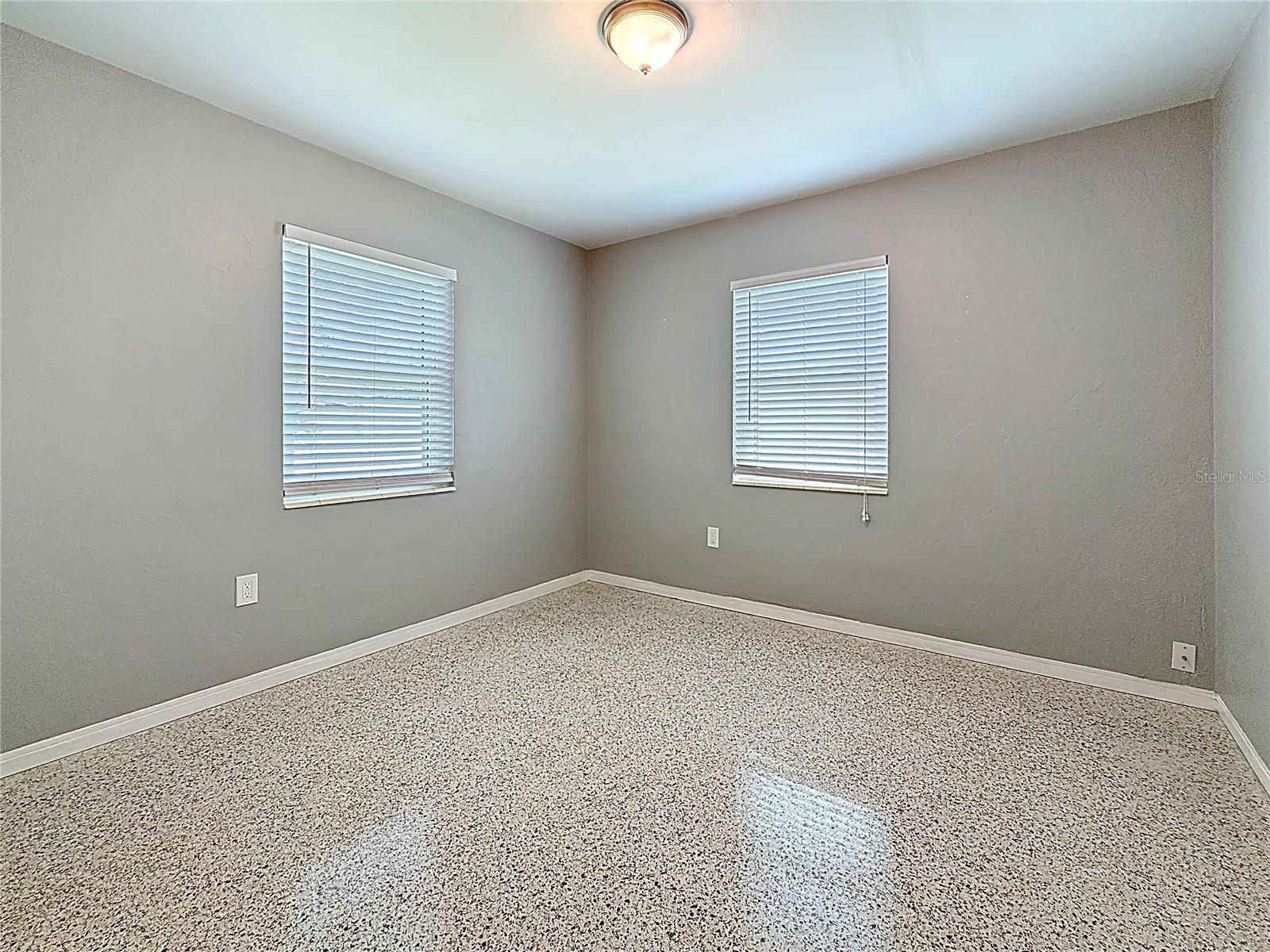 Image 34 of 71 For 6145 50th Avenue N