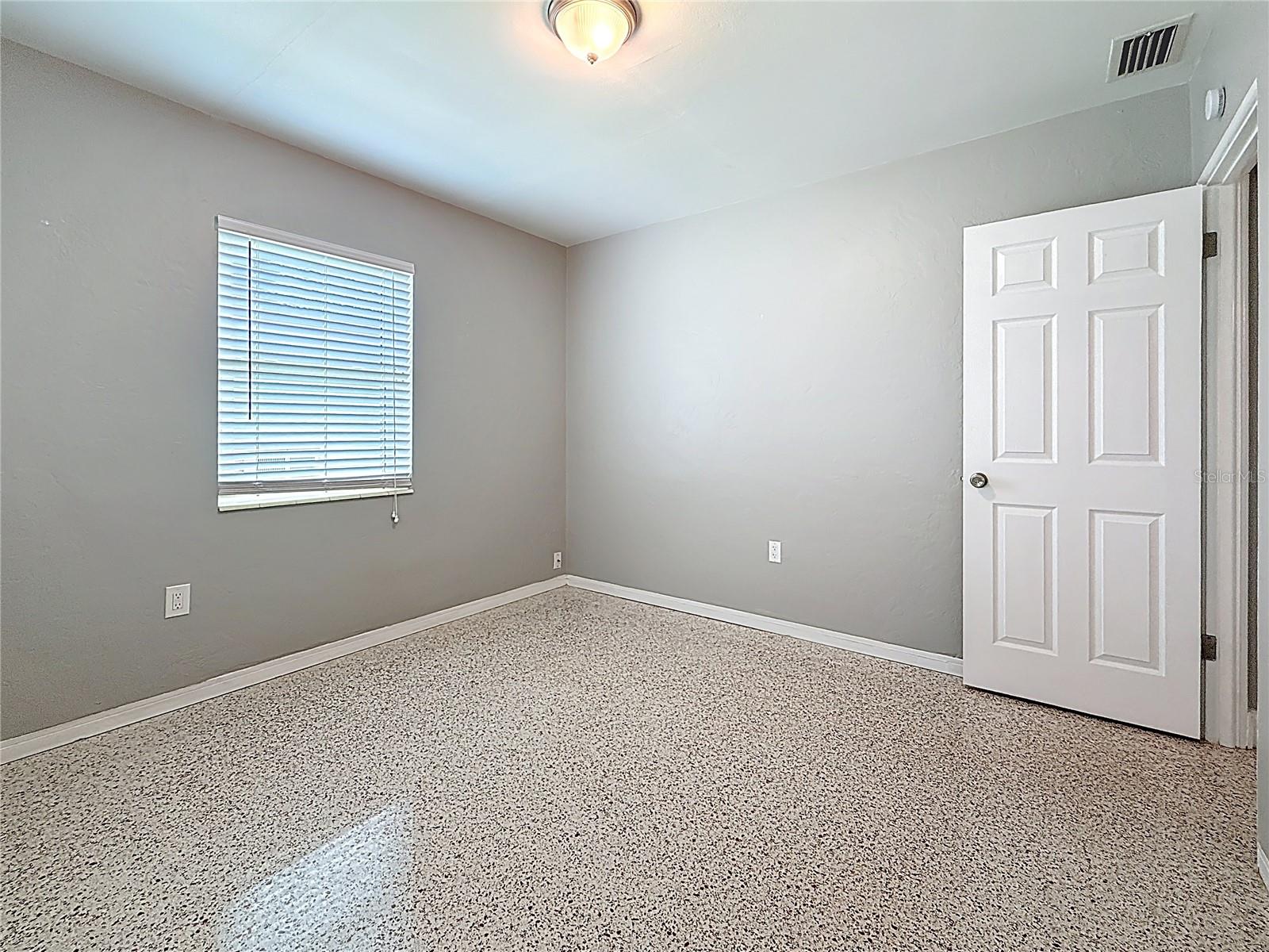 Image 35 of 71 For 6145 50th Avenue N