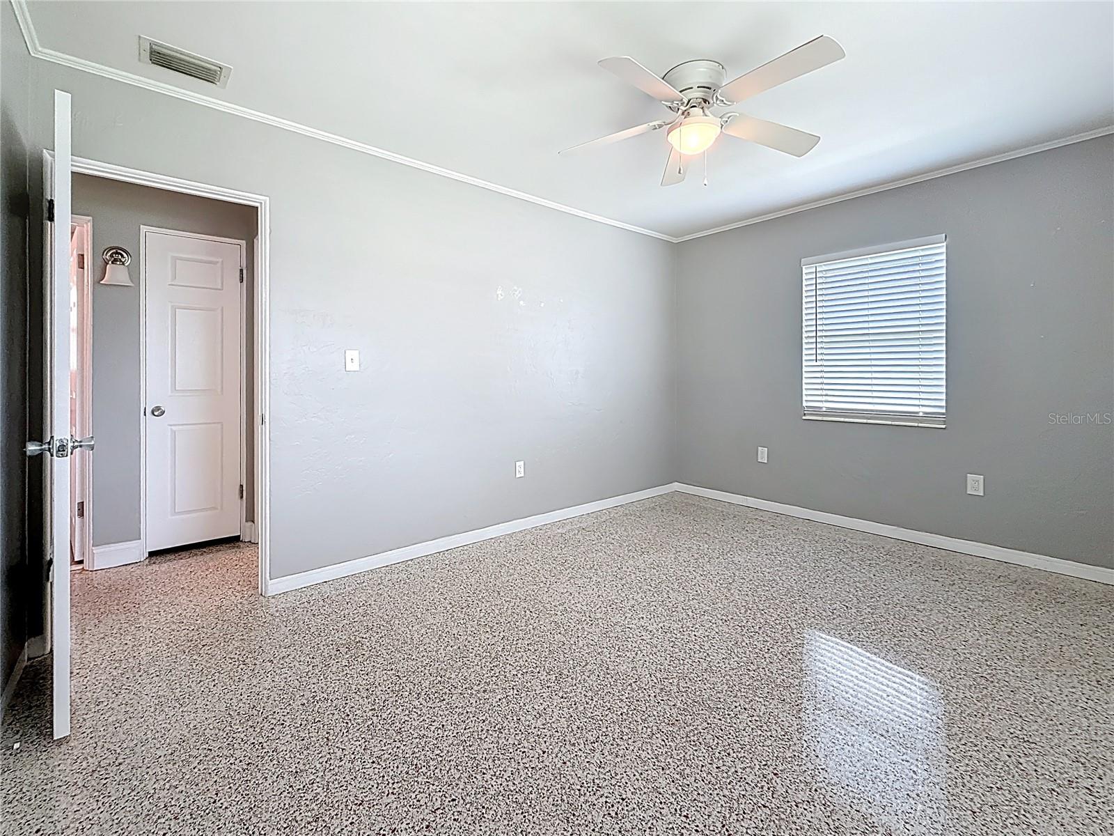 Image 41 of 71 For 6145 50th Avenue N