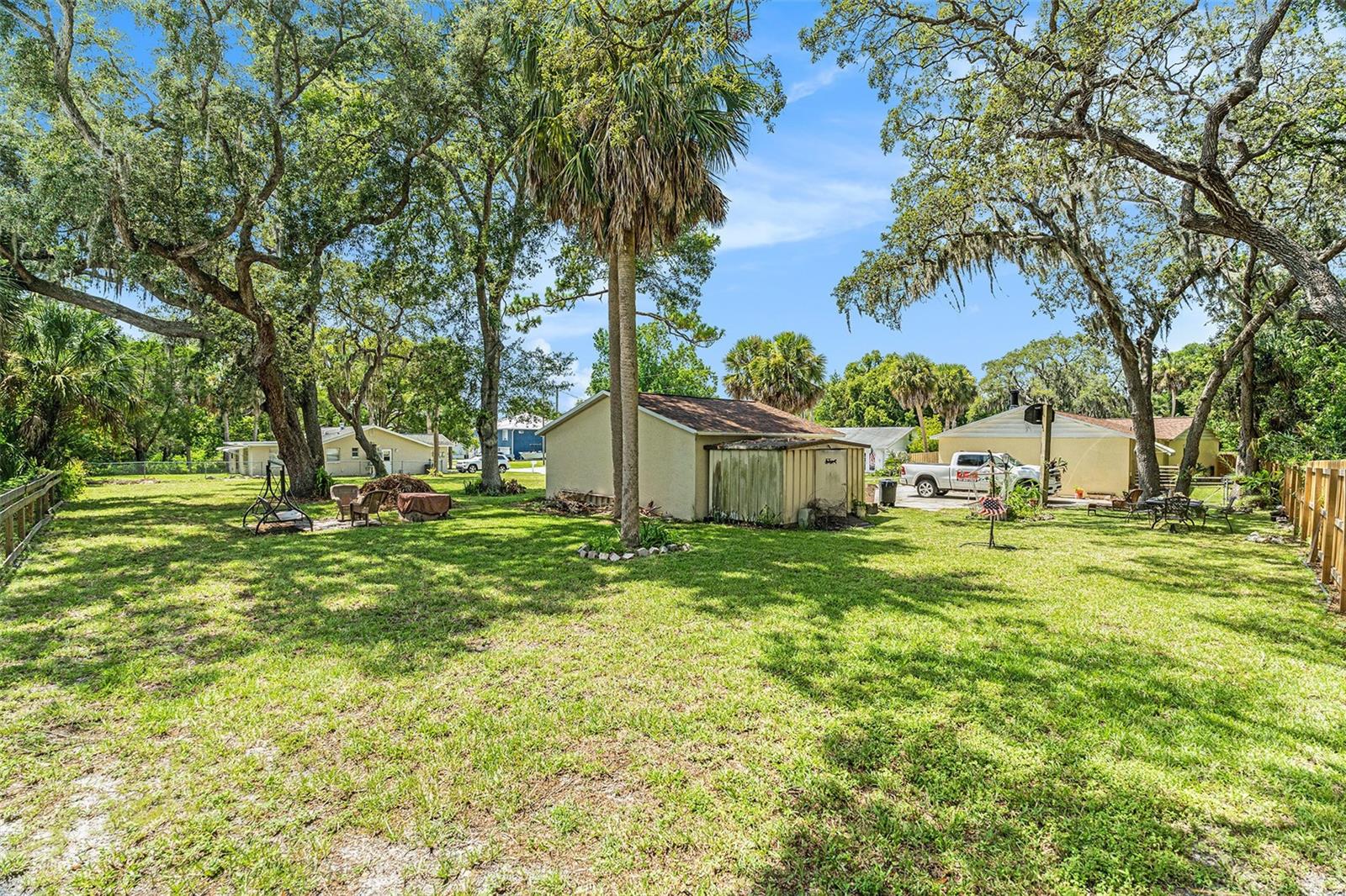 Image 35 of 39 For 8715 Longboat Lane