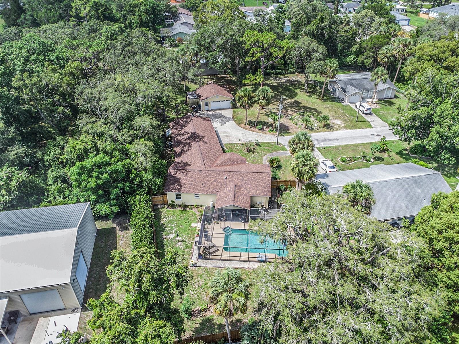 Image 37 of 39 For 8715 Longboat Lane