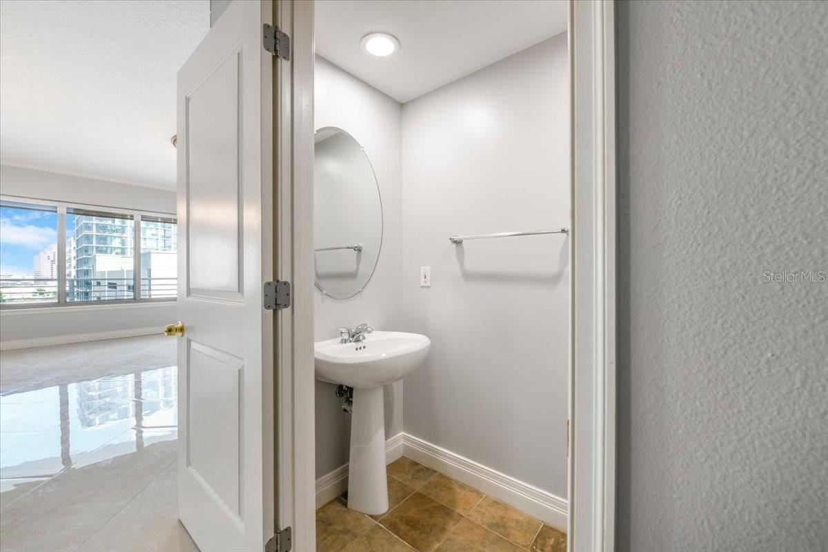 Image 15 of 48 For 449 12th Street 1105
