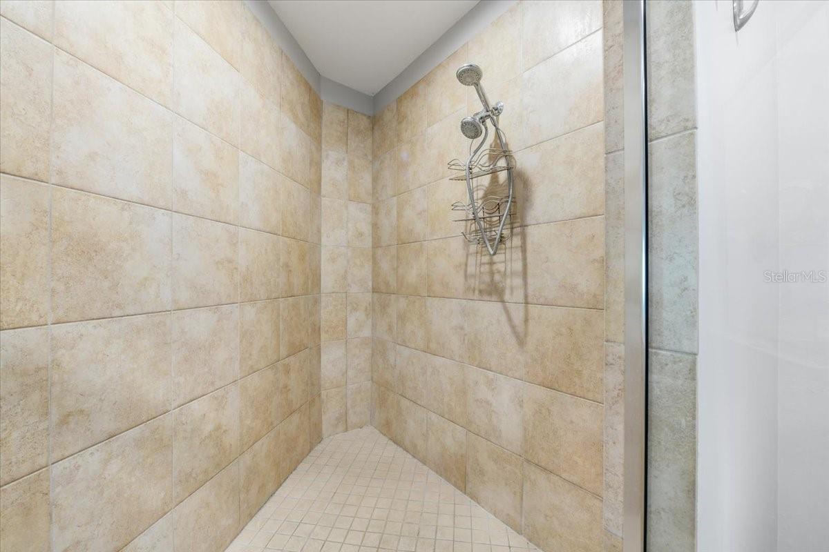 Image 25 of 48 For 449 12th Street 1105