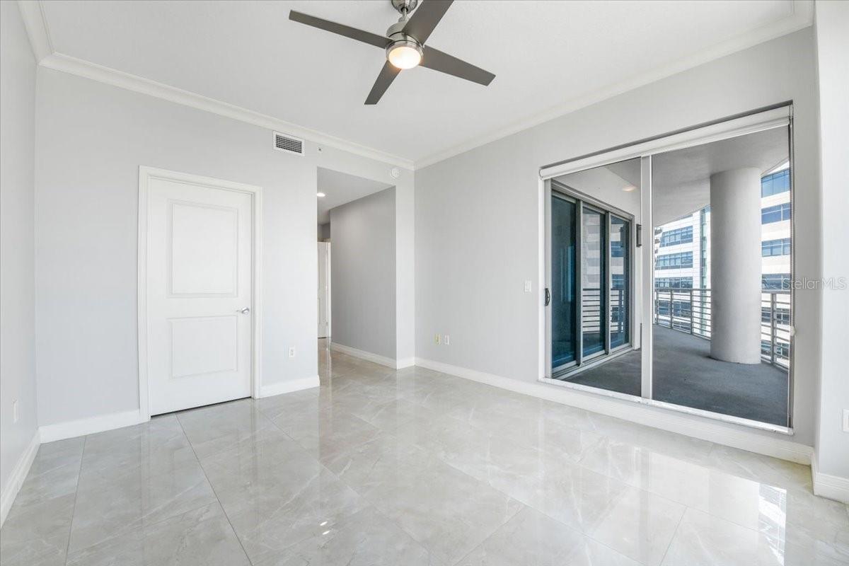 Image 29 of 48 For 449 12th Street 1105
