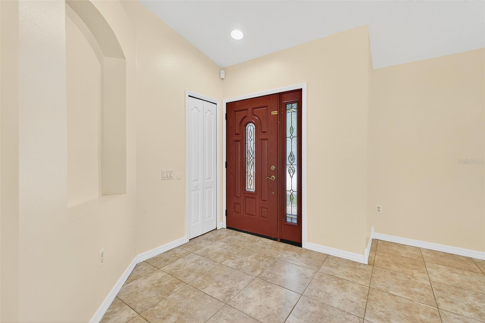 Image 10 of 46 For 913 Summer Breeze Drive