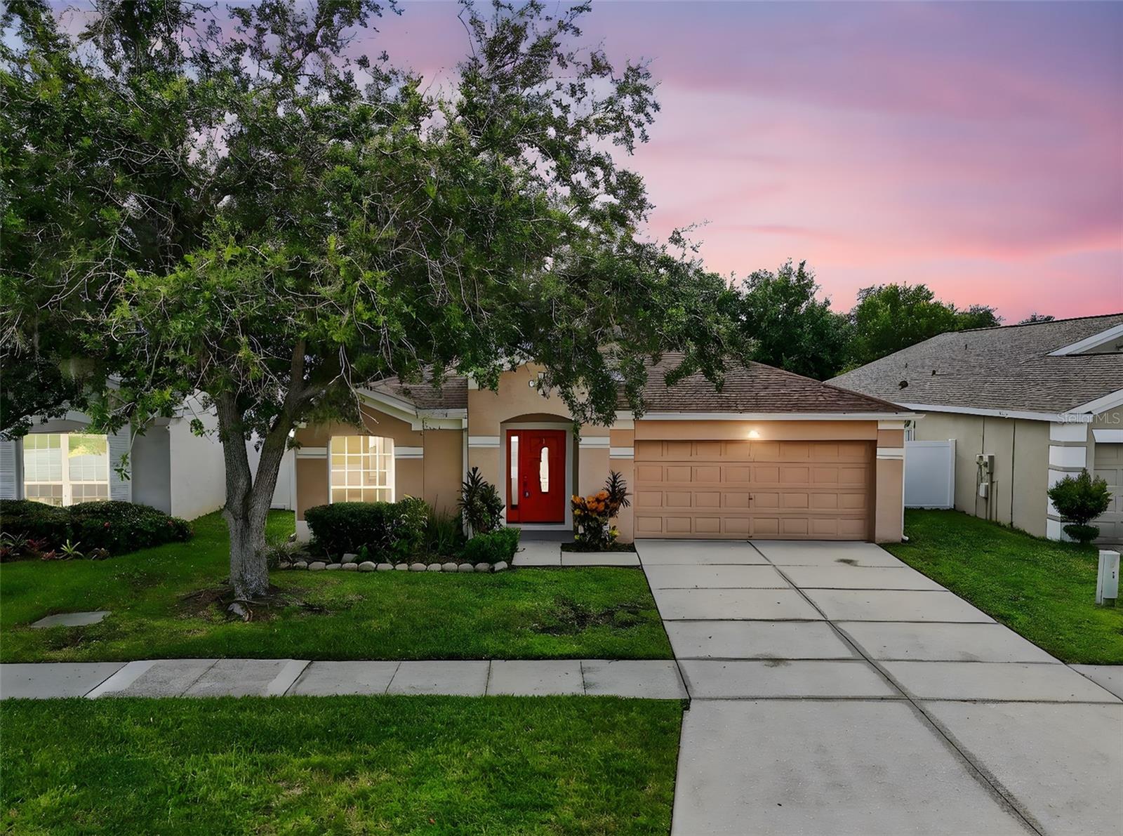 Image 2 of 46 For 913 Summer Breeze Drive