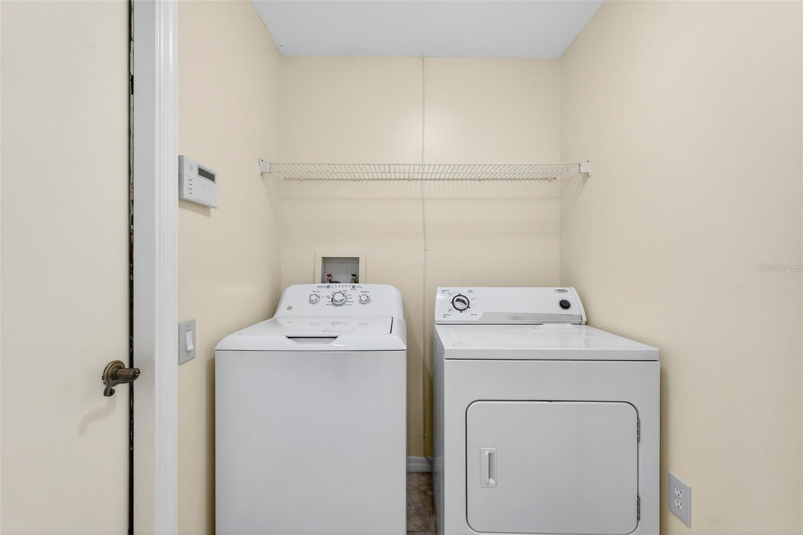 Image 37 of 46 For 913 Summer Breeze Drive