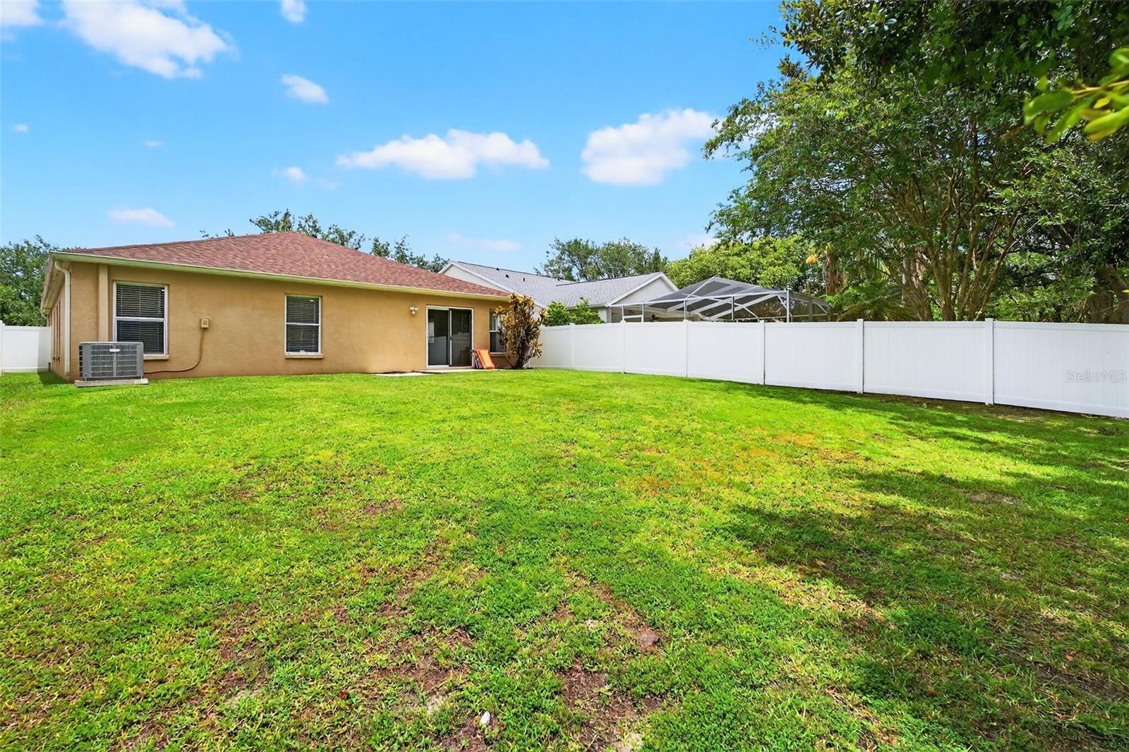 Image 42 of 46 For 913 Summer Breeze Drive