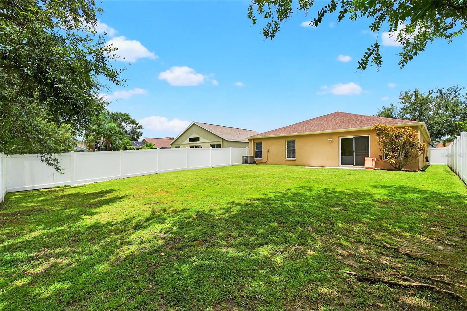 Image 44 of 46 For 913 Summer Breeze Drive