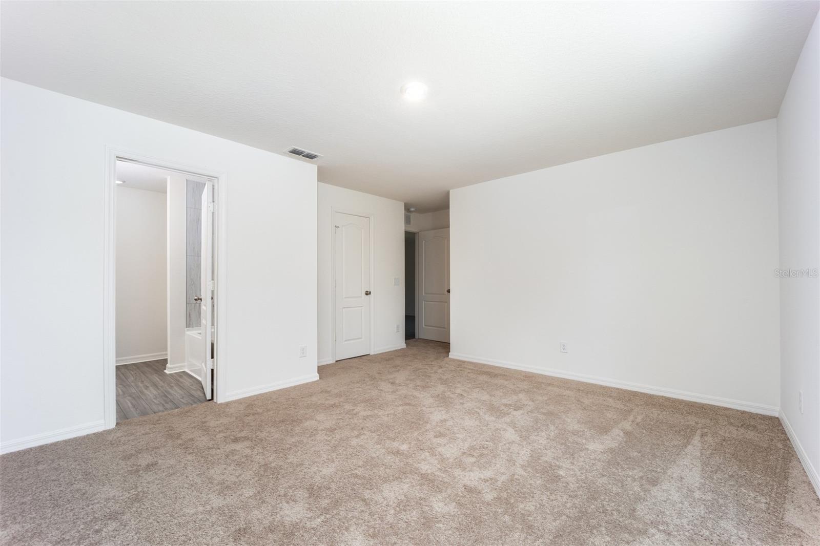 Image 12 of 19 For 3168 Seville Street