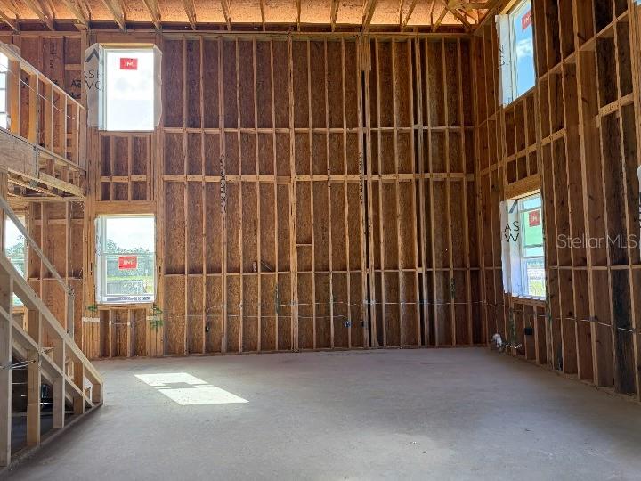 Image 6 of 32 For 711 Junonia Blvd