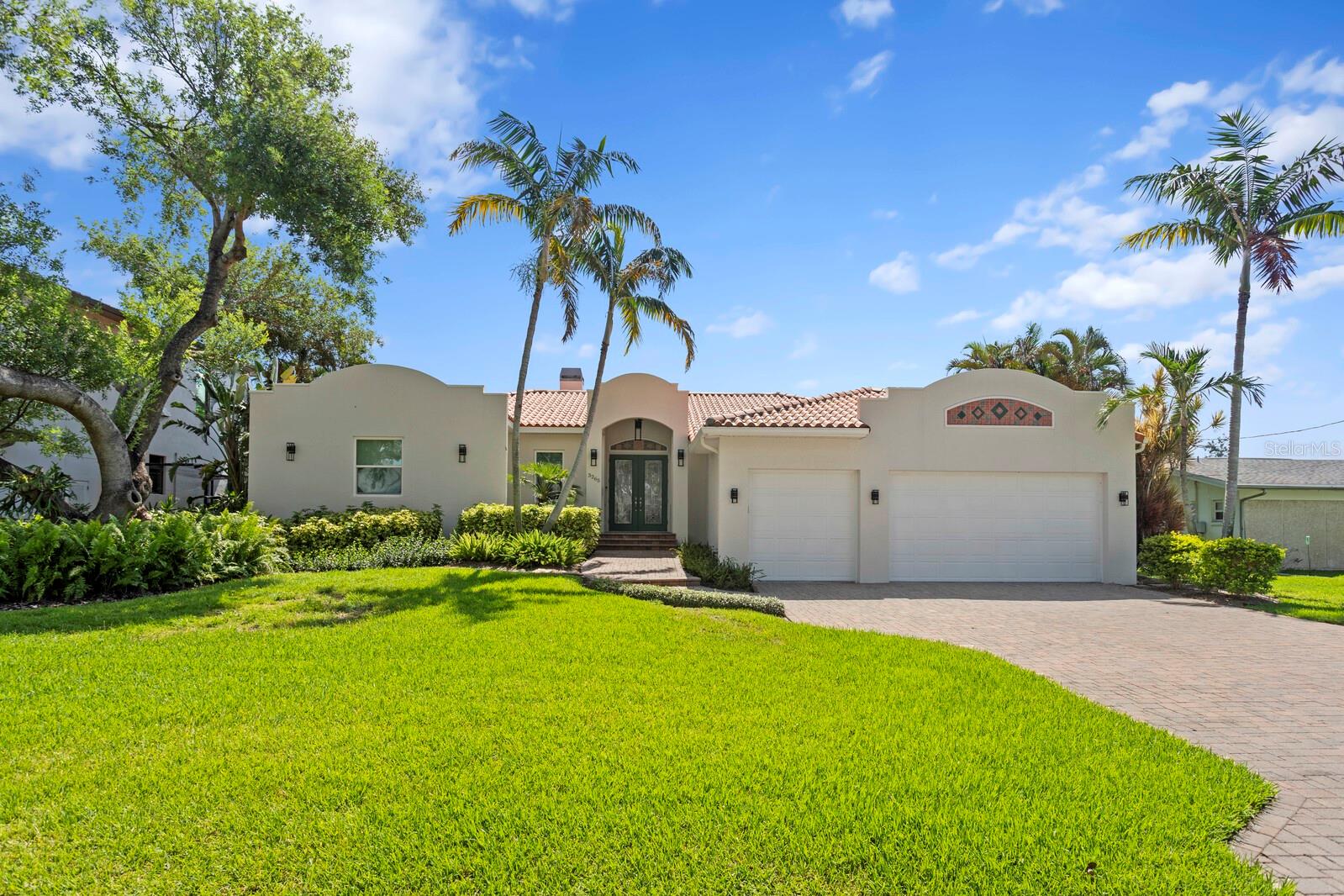 Details for 3265 Maple Street Ne, ST PETERSBURG, FL 33704