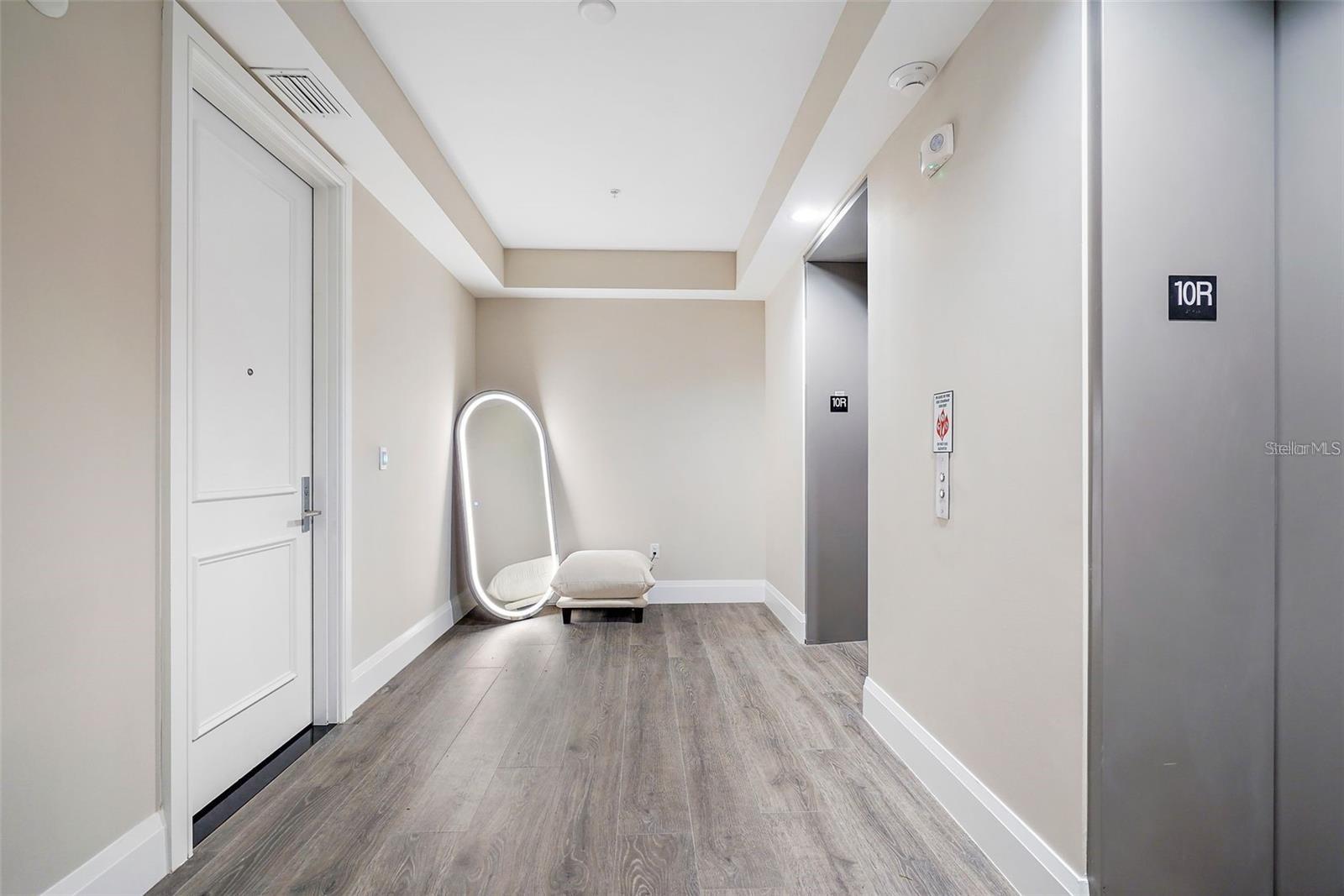 Image 31 of 66 For 2910 Barcelona Street 1001