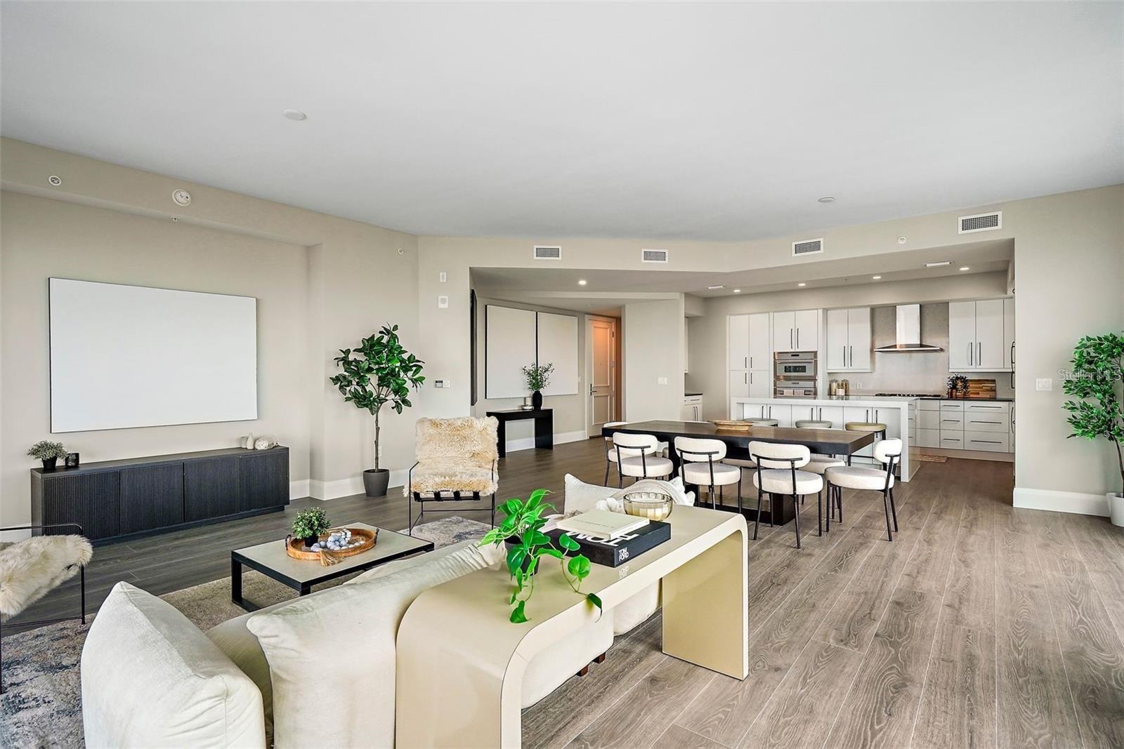 Image 5 of 66 For 2910 Barcelona Street 1001