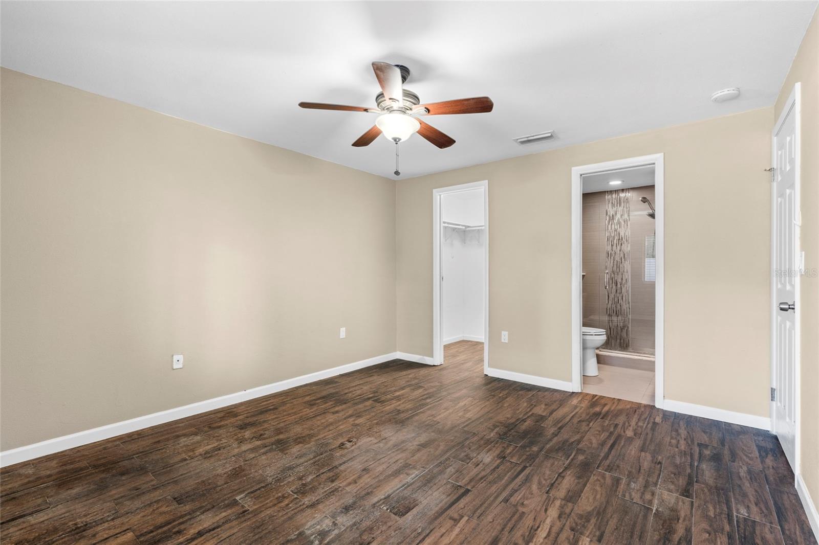 Image 20 of 38 For 120 Edgewood Court