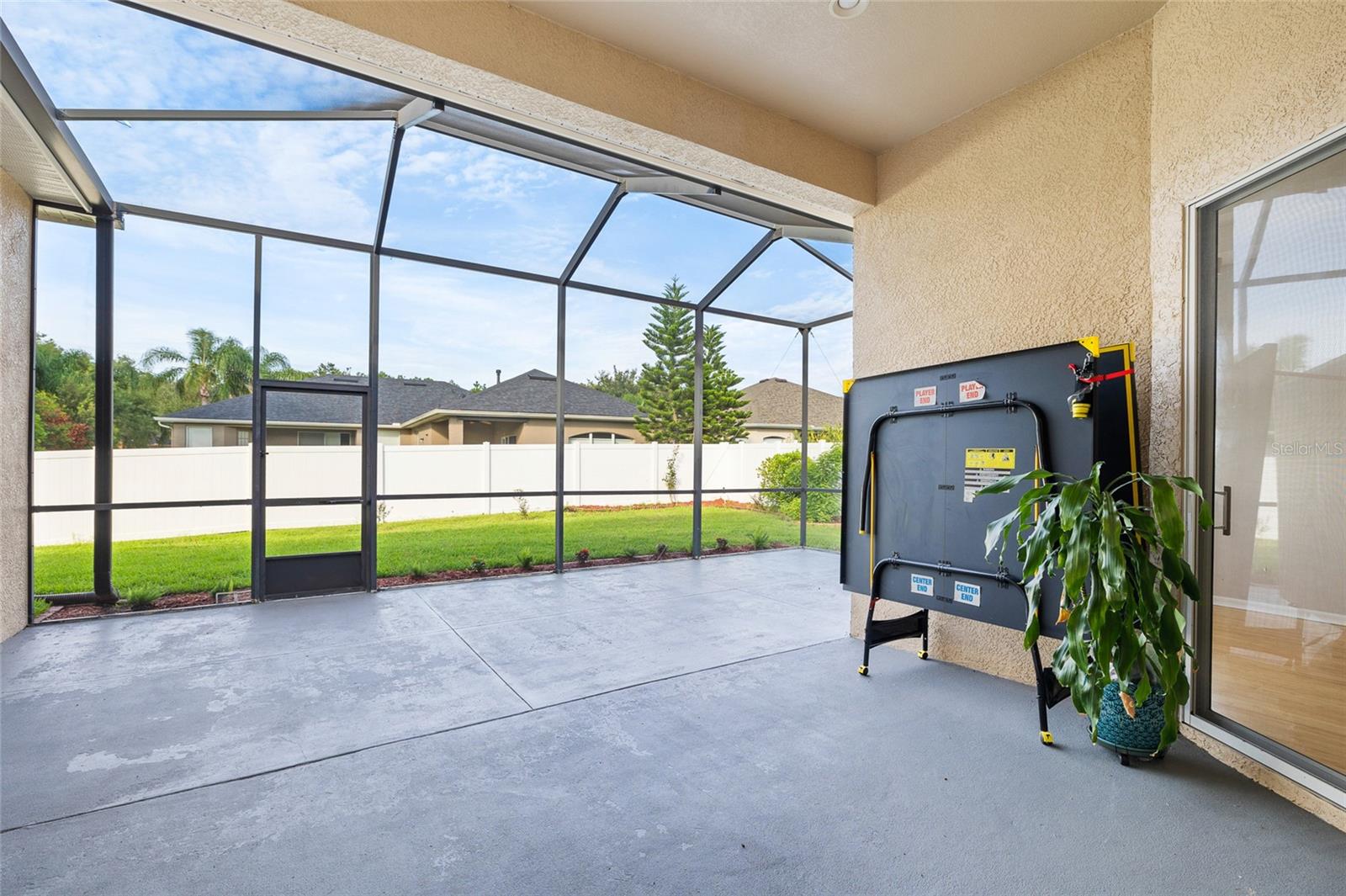 Image 40 of 53 For 20111 Tamiami Avenue