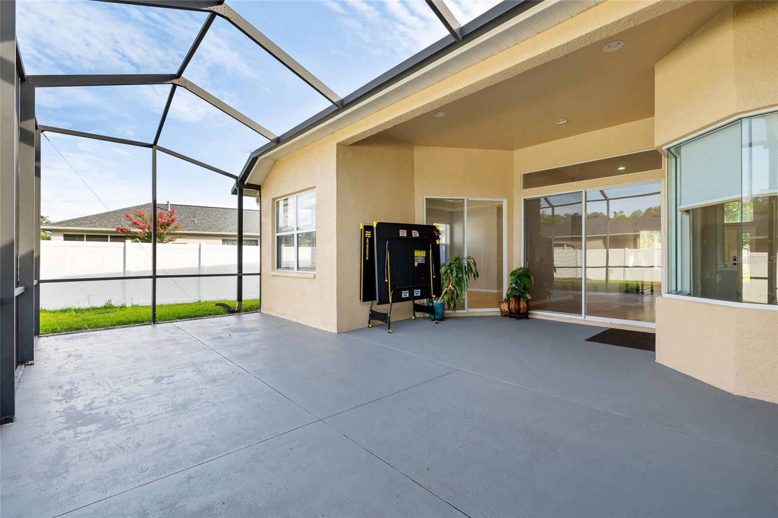 Image 42 of 53 For 20111 Tamiami Avenue