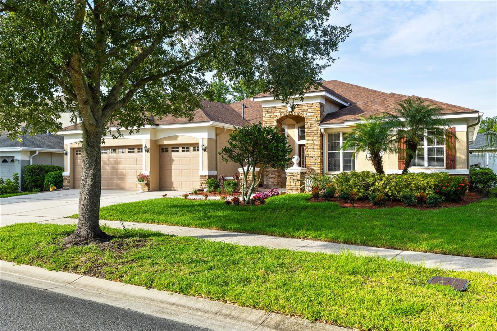 Image 5 of 53 For 20111 Tamiami Avenue