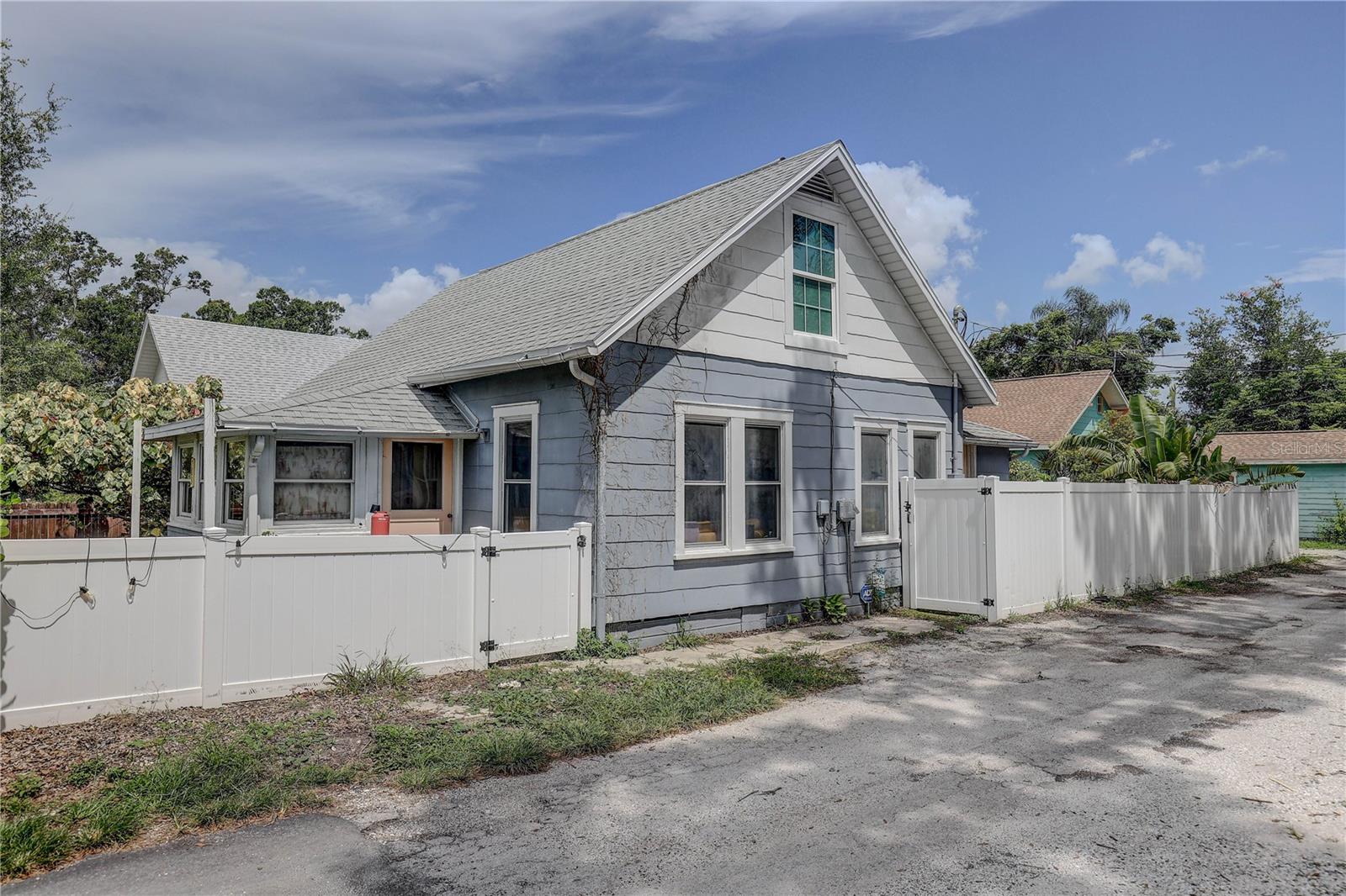Image 38 of 53 For 783 30th Avenue N