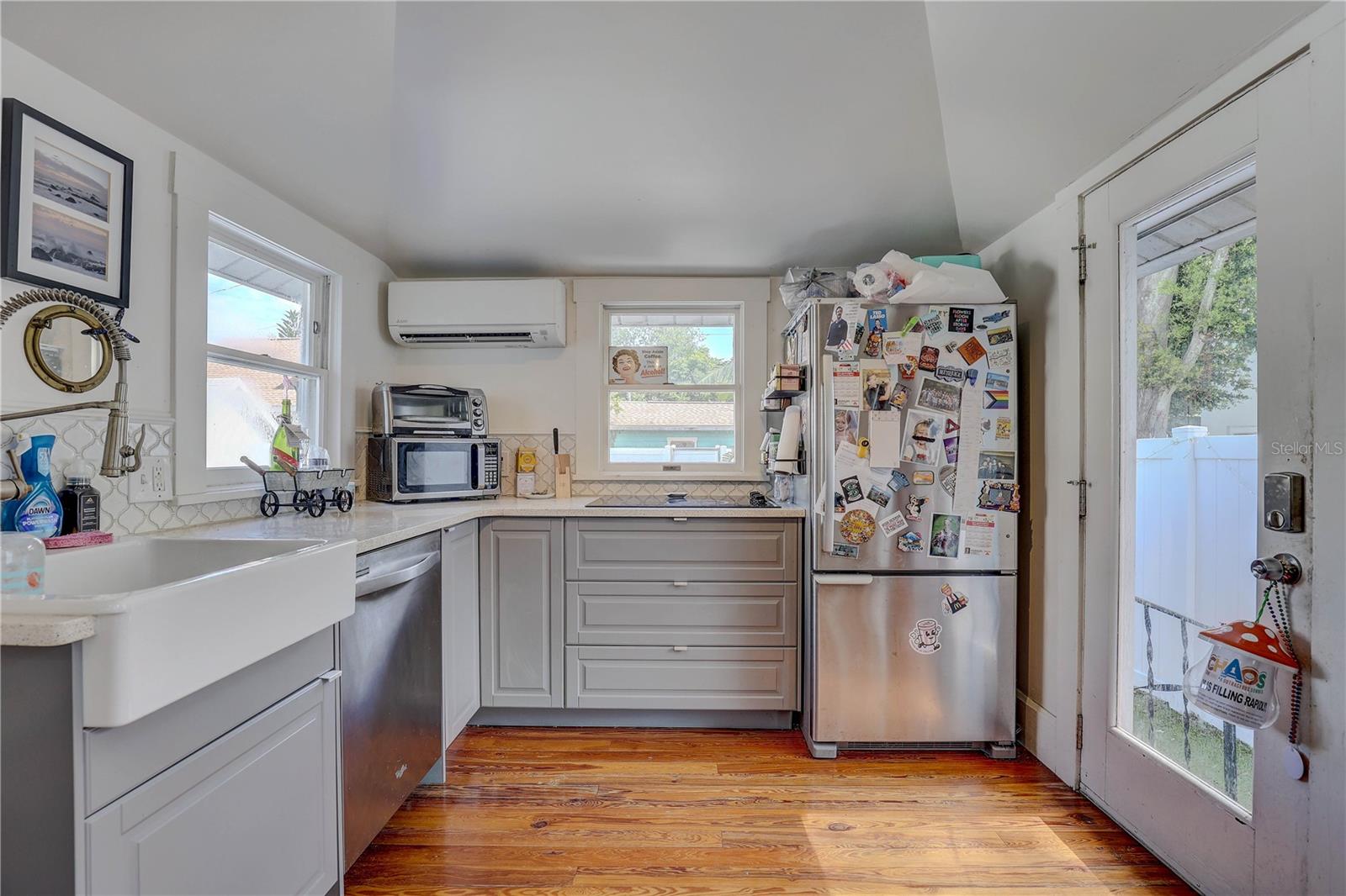 Image 5 of 53 For 783 30th Avenue N