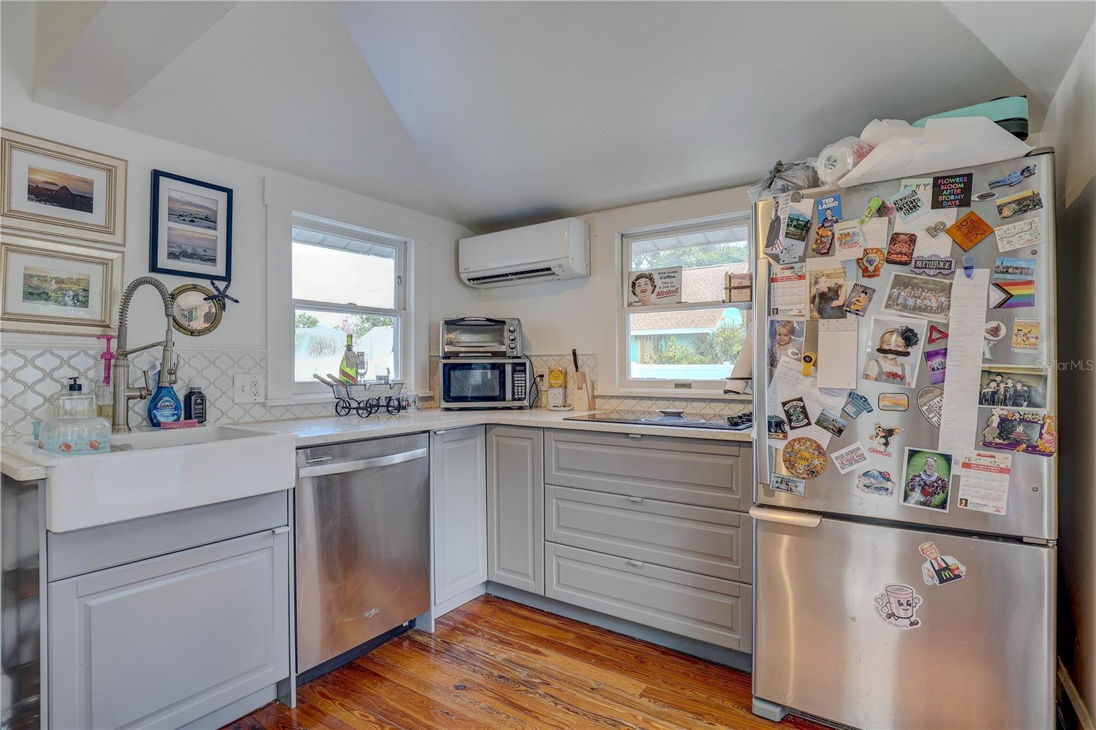 Image 6 of 53 For 783 30th Avenue N