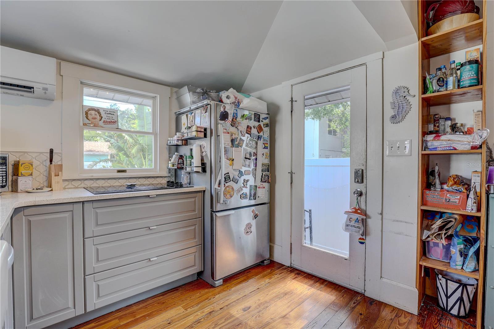 Image 7 of 53 For 783 30th Avenue N