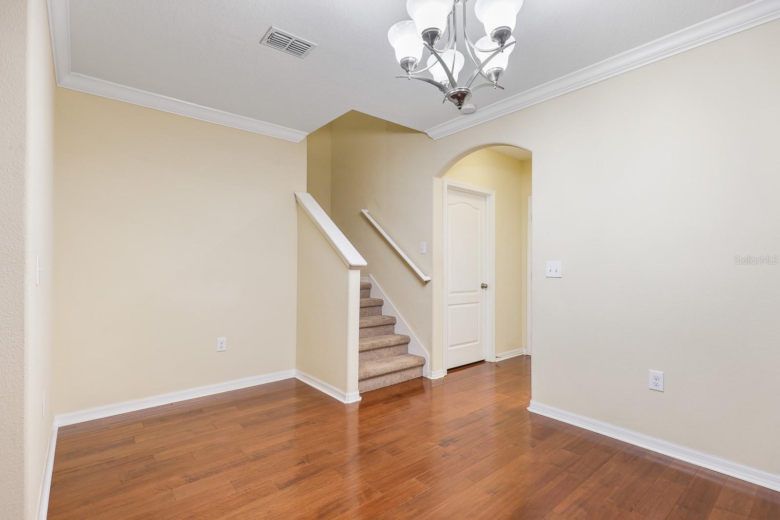 Image 14 of 36 For 2724 Garden Falls Drive