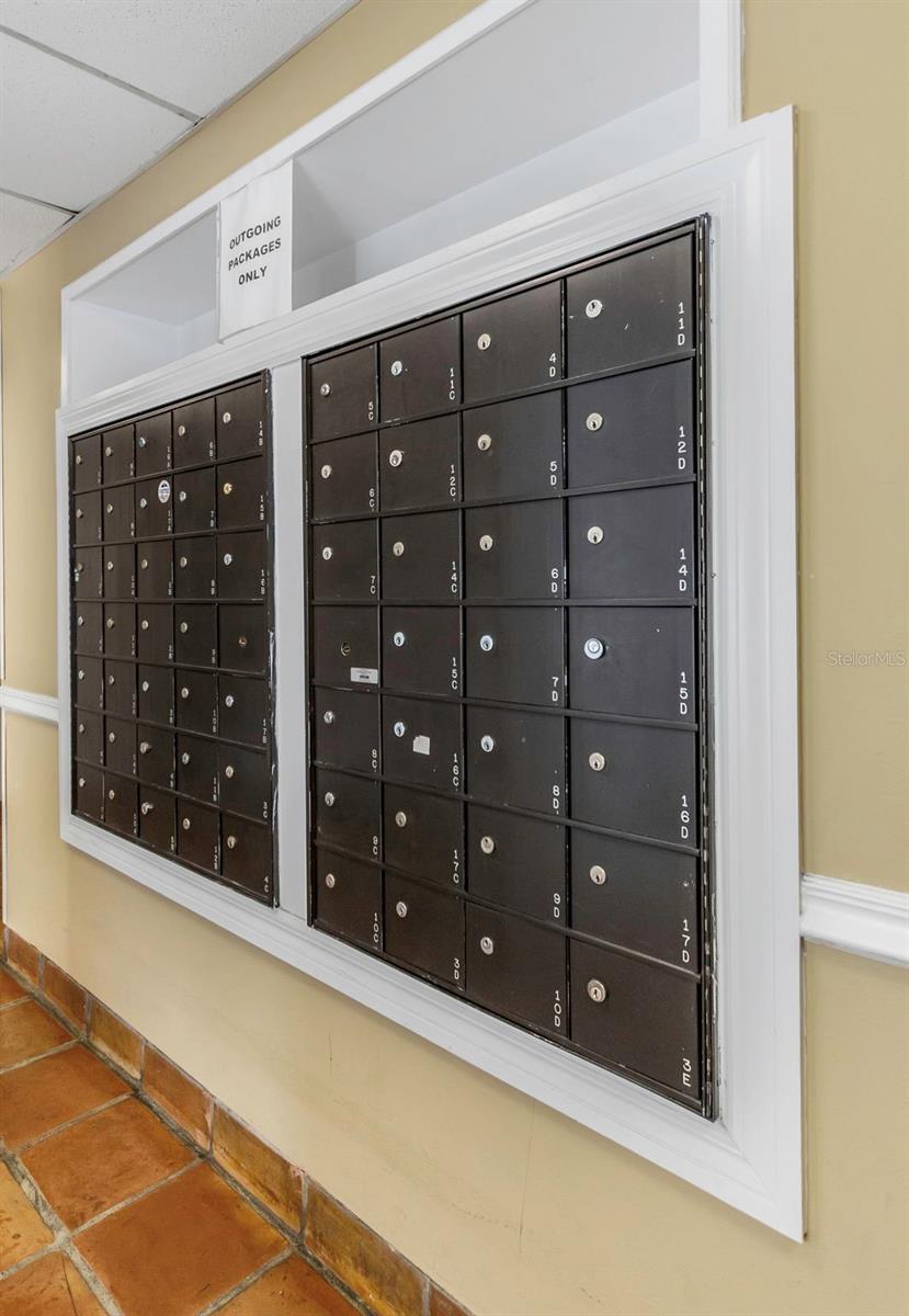 Image 32 of 32 For 4015 Bayshore Boulevard 11a