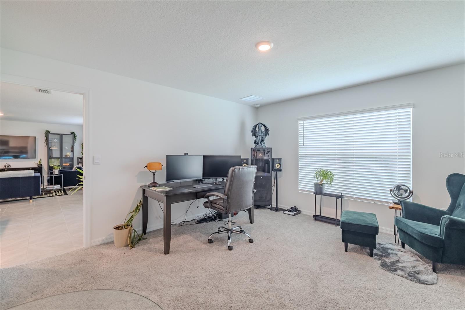 Listing photo id 24 for 802 Ace Outlaw Avenue