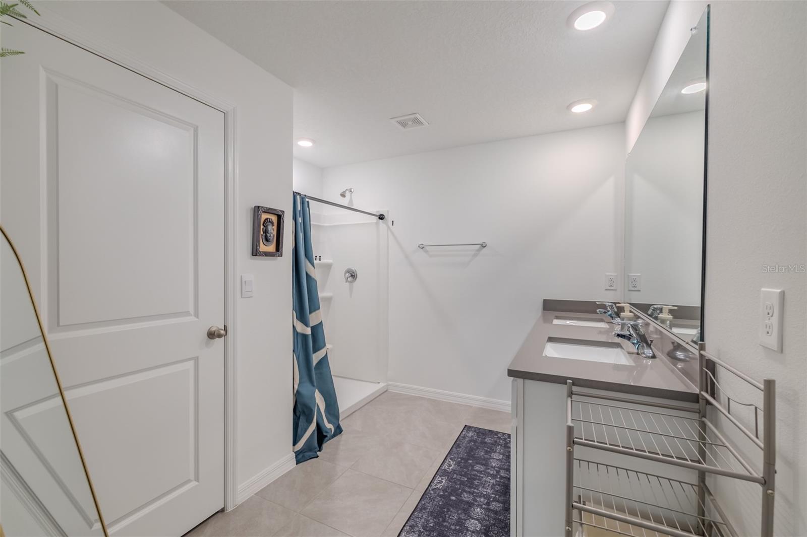 Listing photo id 26 for 802 Ace Outlaw Avenue